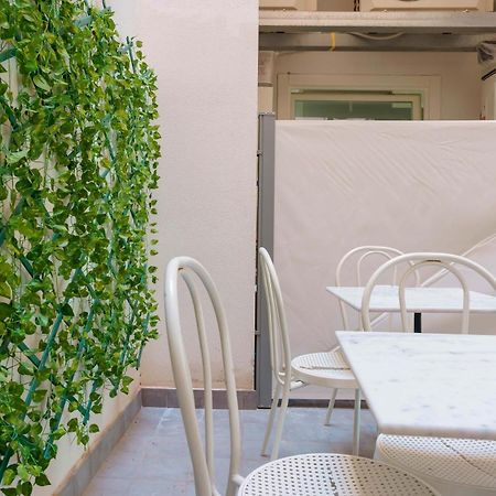 Suite Nel Largo Cagliari Exterior foto