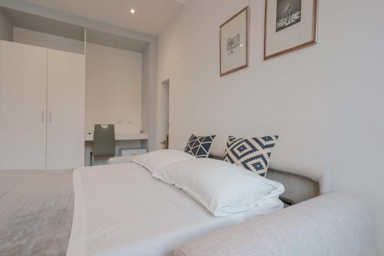 Suite Nel Largo Cagliari Exterior foto